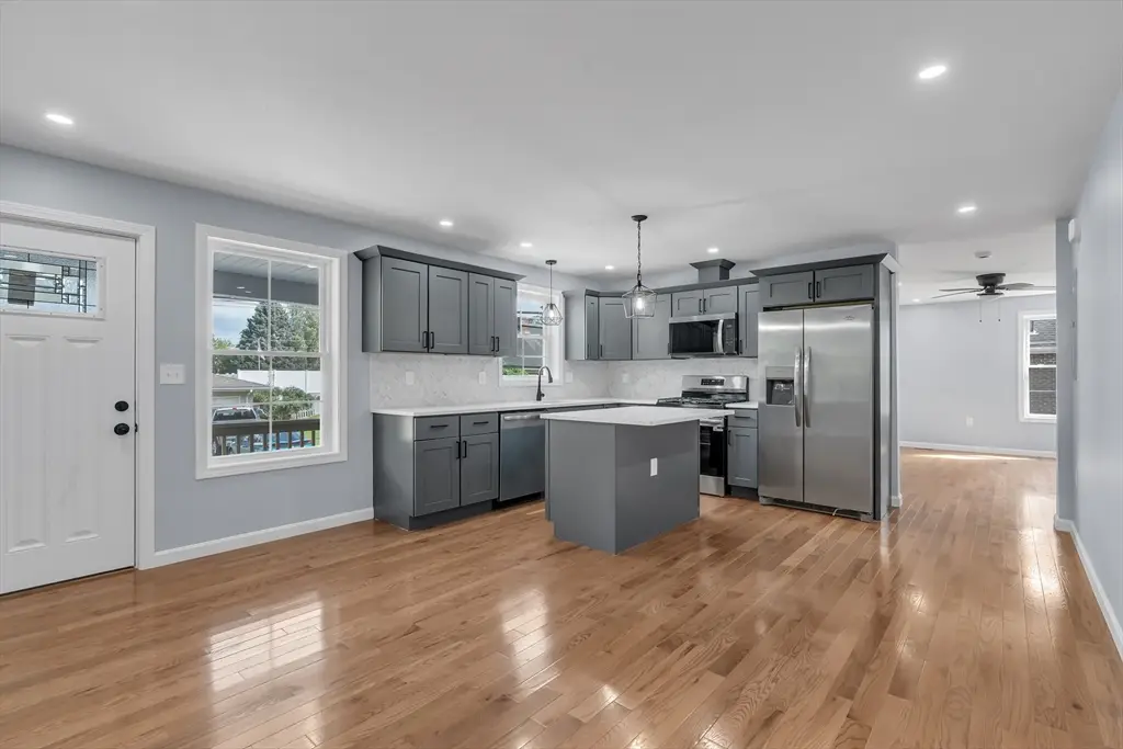 160 Chathm , 2, Providence, RI 02904 - #1