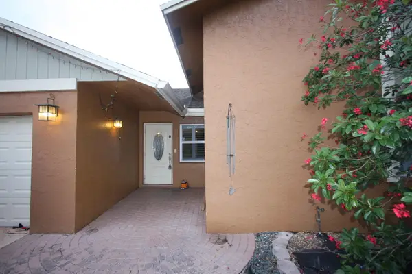 22965 SW 56th Avenue, Boca Raton, FL 33433