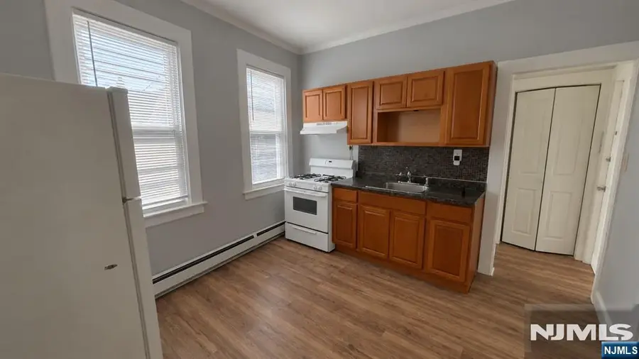 239 Stuyvesant , 1, Lyndhurst, NJ 07071 - #3