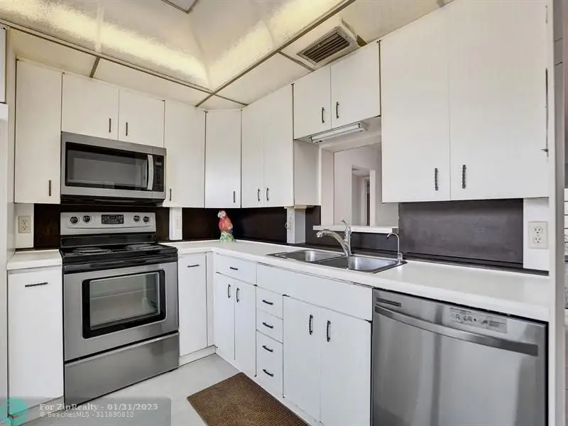 3002 Portofino Isle #C3, Coconut Creek, FL 33066 - #1