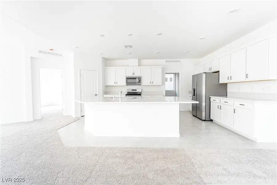 7475 Legacy Point Street, Las Vegas, NV 89113 - Image #3