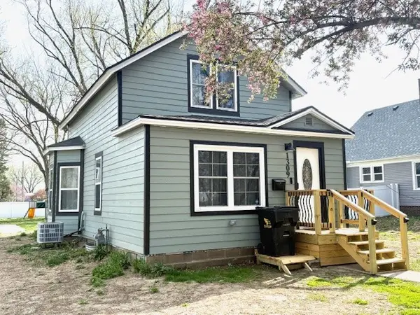 1309 Marble St, Onawa, IA 51040