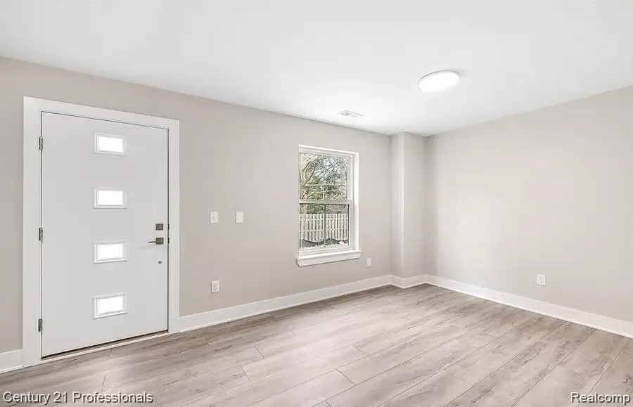 2878 Summers Place #null, Troy, MI 48084 - Image #3