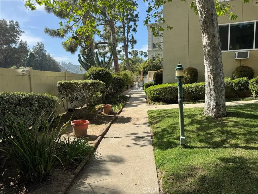11138 Aqua Vista, Studio City, CA 91602 - #2