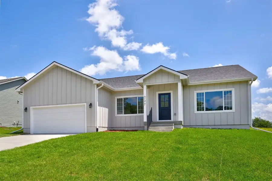 107 Golf View Drive, Osceola, IA 5021 - Image #2