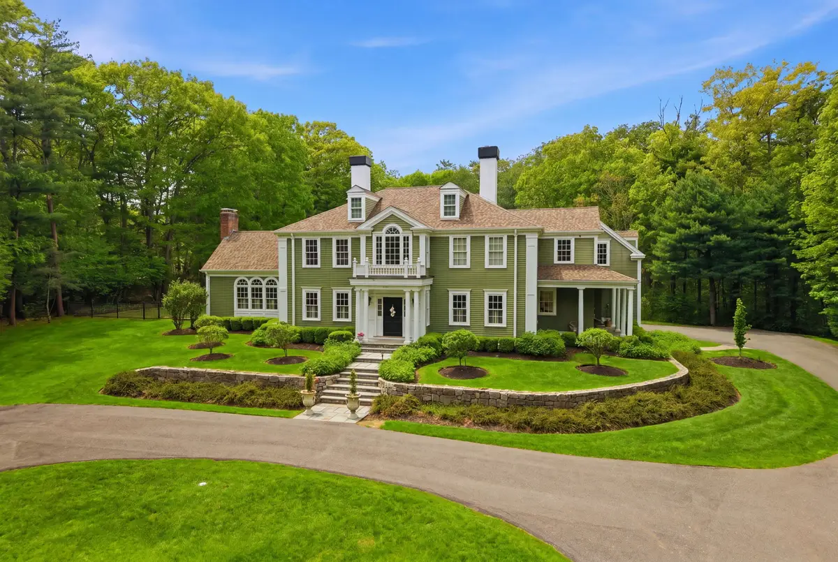 205 Pleasant St, Norwell, MA 02061 - #1