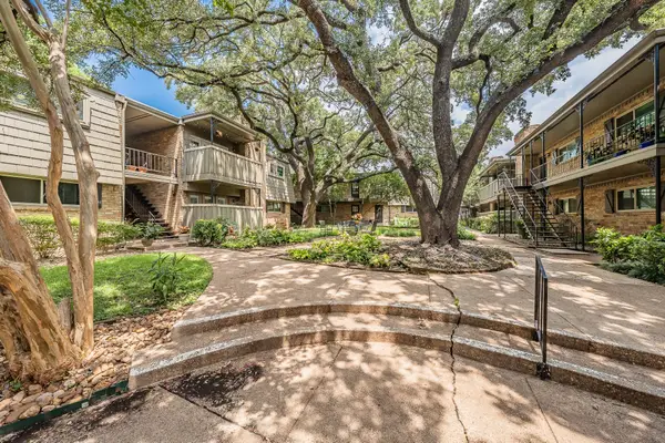 7706 Meadow Road #225, Dallas, TX 75230