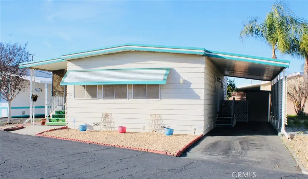 332 N Lyon #57, Hemet, CA 92543 - Image #1