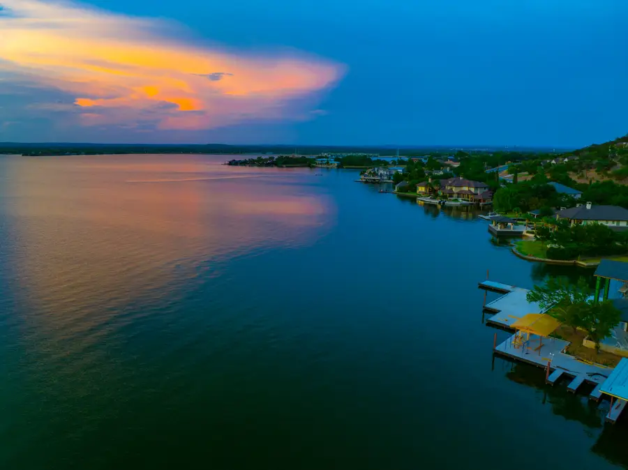 106 Bunny Run, Horseshoe Bay, TX 78654 - Image #3