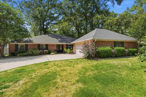 7 Woodbridge Drive, Conway, AR 72034