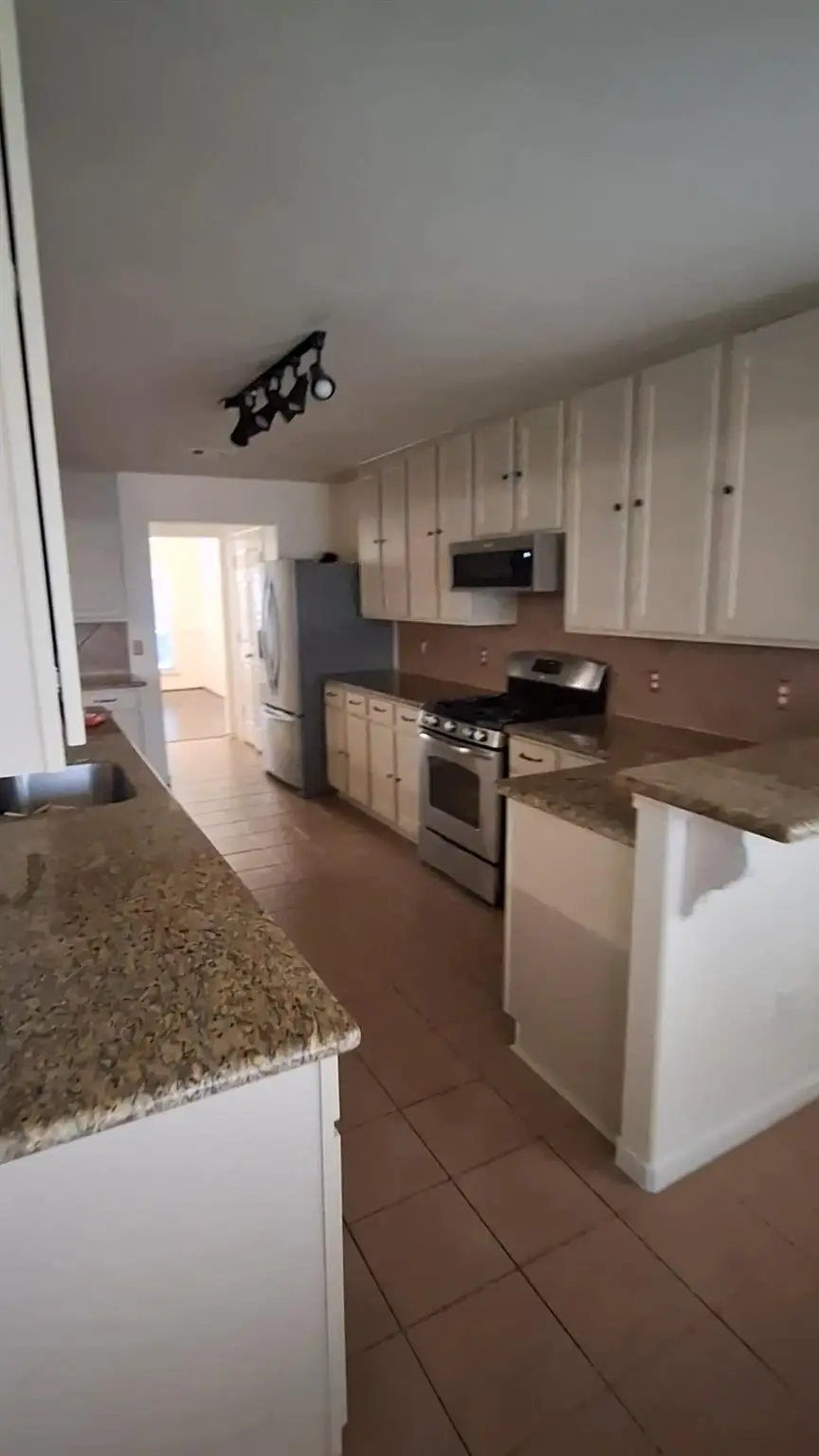 4507 Bridgestone Point Drive, Spring, TX 77388 - #3