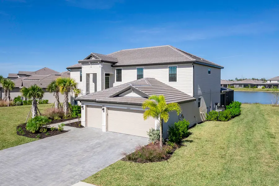 10801 Timber Creek Drive, Fort Myers, FL 33913 - Image #2