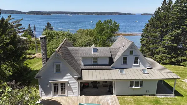 55 Ferry Road, Swans Island, ME 04685