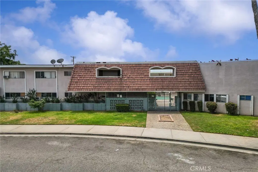 2025 Las Vegas Avenue #3, Pomona, CA 91767 - #1