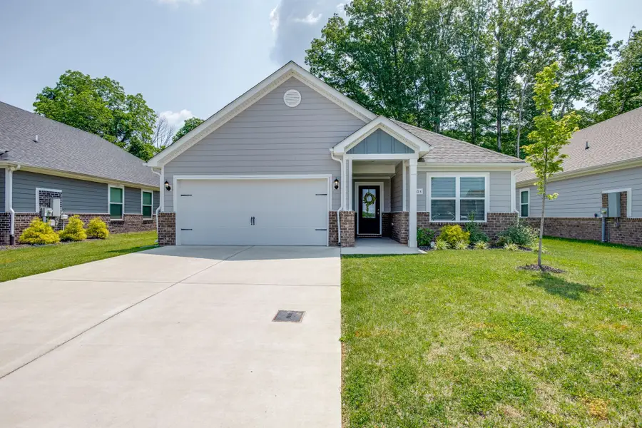 1003 Autumnwood Dr, Dickson, TN 37055 - Image #2