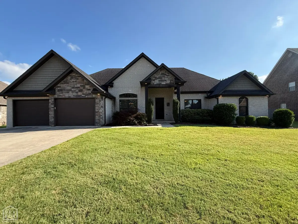 3104 Norman Rockwell, Paragould, AR 72450 - #1