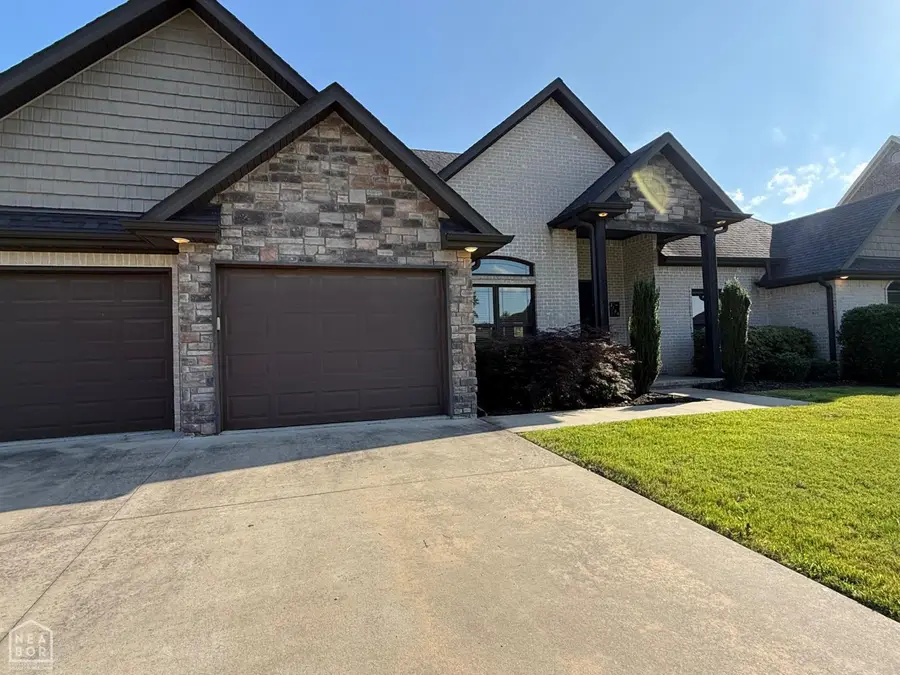 3104 Norman Rockwell, Paragould, AR 72450 - #3