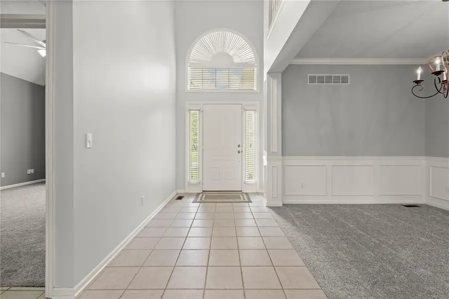 13915 Rosehill Lane, Overland Park, KS 66221 - Image #3