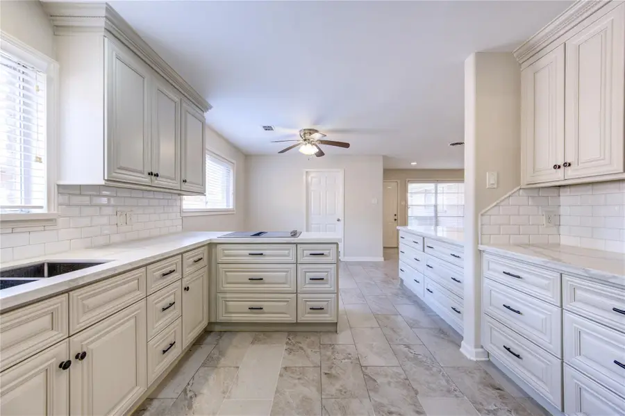 9611 Greenwillow Street, Houston, TX 77096 - #3