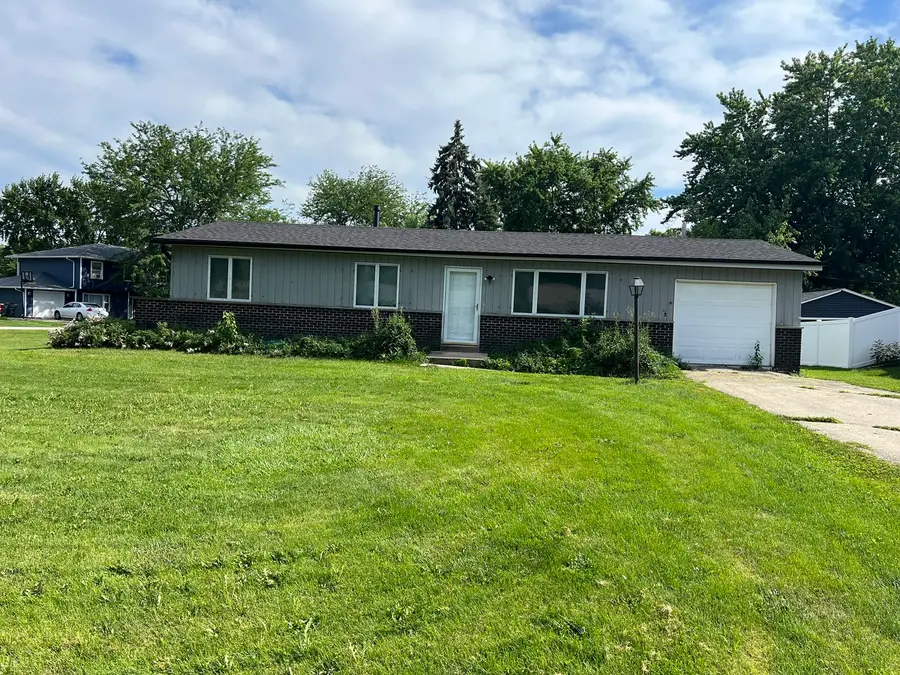 1 Shell Court, Oswego, IL 60543 - #2