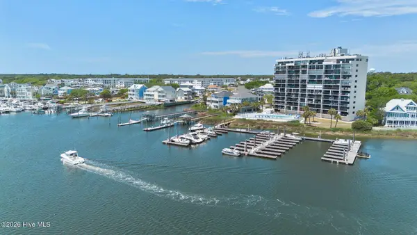 1080 Saint Joseph Street #Apt 2b, Carolina Beach, NC 28428