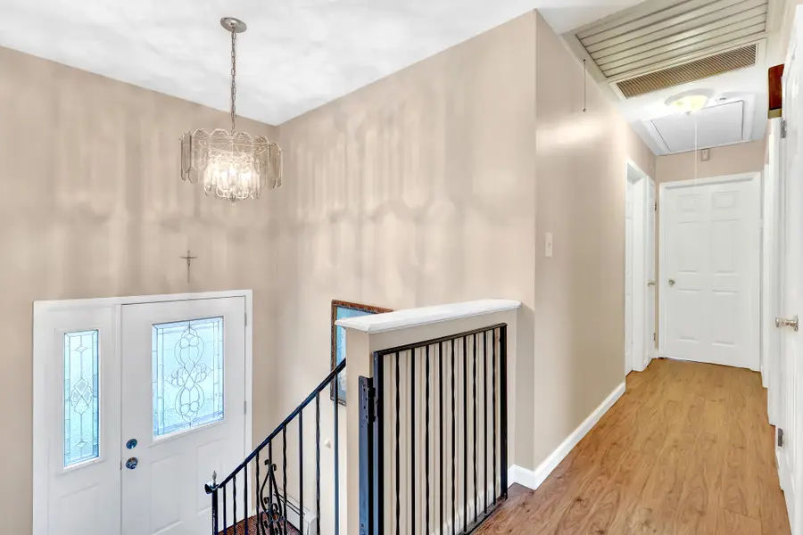 208 Raider Street, West Babylon, NY 11704 - #3