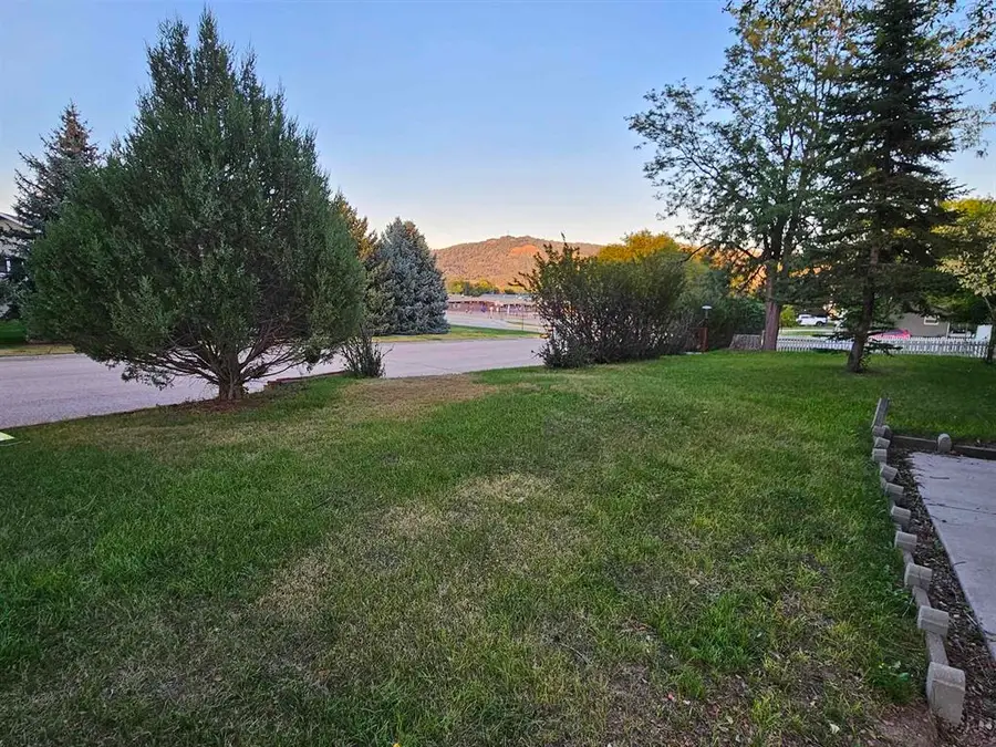 2011 Jennings Ave, Hot Springs, SD 57747 - #3