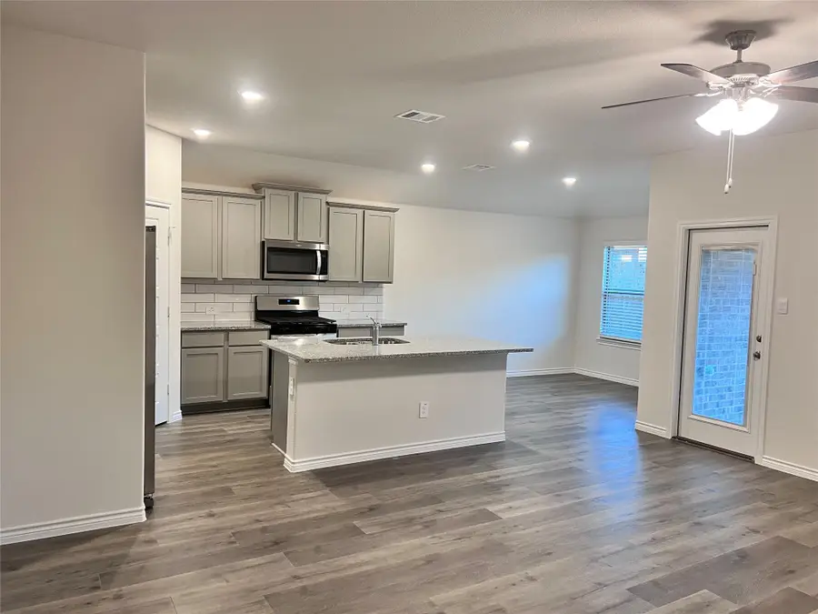 9729 Daisy Mae, Aubrey, TX 76227 - #3