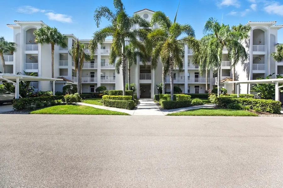 9400 Highland Woods Boulevard #5205, Bonita Springs, FL 34135 - Image #3