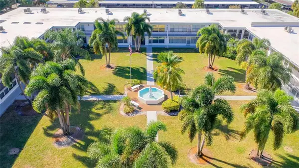 3100 Hartford Street N #227, ST PETERSBURG, FL 33713