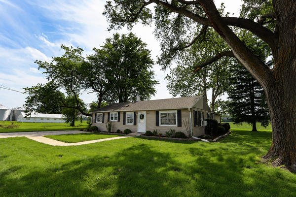 2757 N. School Drive, Morris, IL 60450