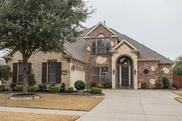8008 Comstock Drive, Arlington, TX 76001