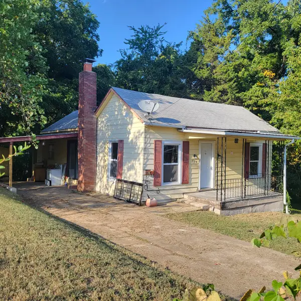 825 Cedar St., Poplar Bluff, MO 63901