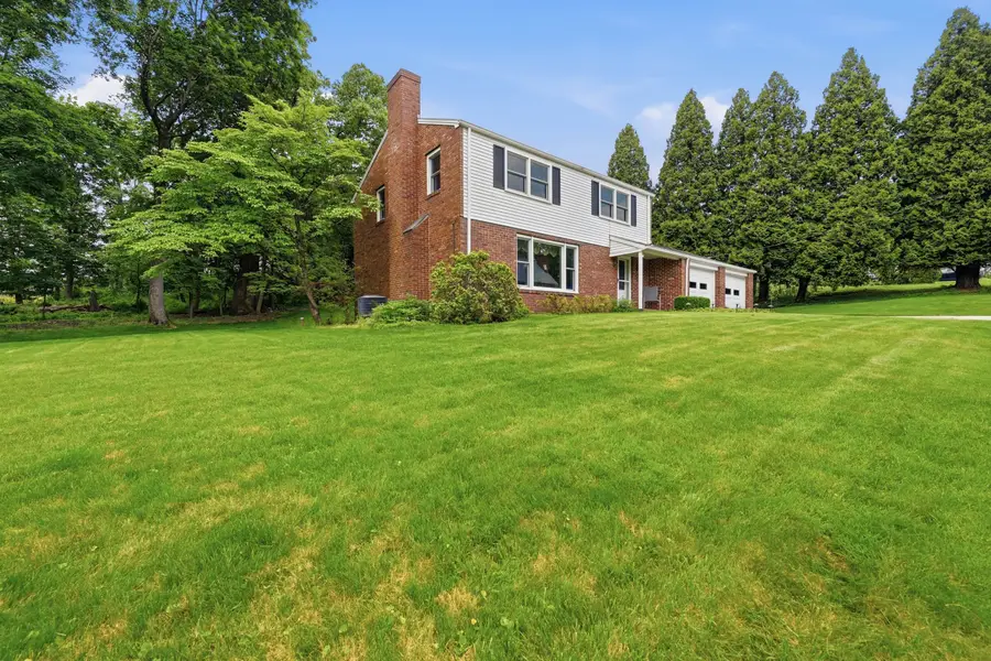 16 Watson Street, Leet, PA 15143 - #2