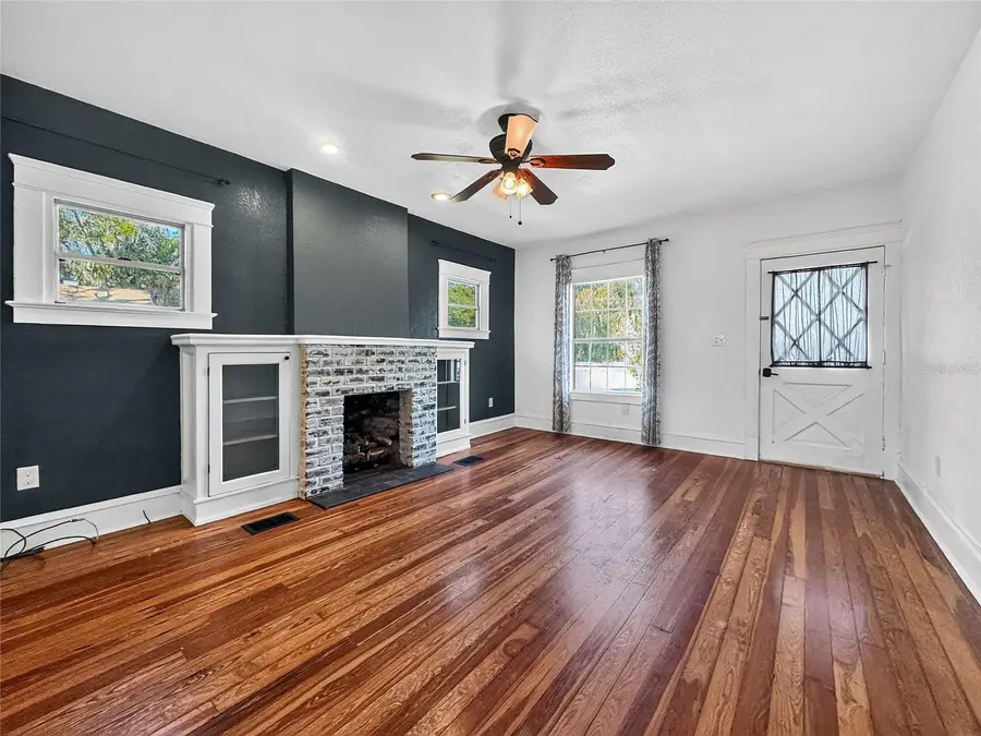 1016 Washington Avenue, Eustis, FL 32726 - #2