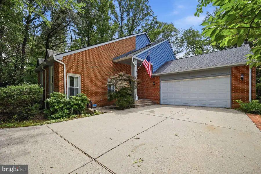 5610 Cavalier Woods Lane, Clifton, VA 20124 - #2
