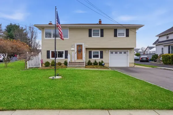 421 Stout Ave, Scotch Plains Twp., NJ 07076