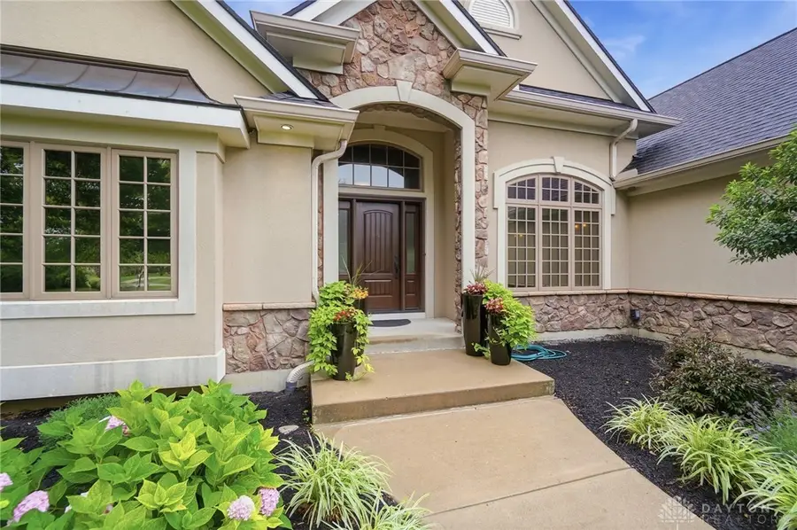 8010 Country Brook Court, Five Points, OH 45066 - #2