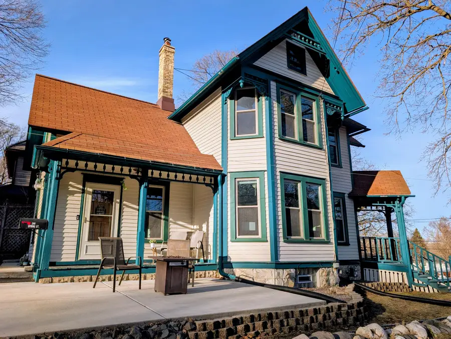 200 Spring St, Waukesha, WI 53188 - #2