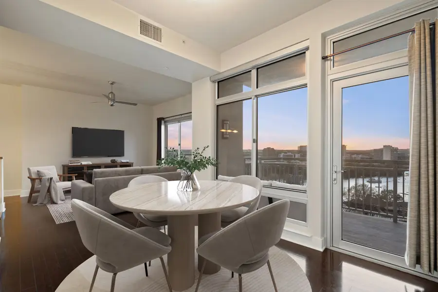 603 Davis St #1101, Austin, TX 78701 - Image #2