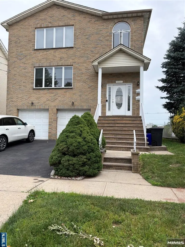 504 2nd Avenue , 1 plus In-La, Lyndhurst, NJ 07071 - #1