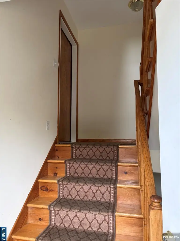 504 2nd Avenue , 1 plus In-La, Lyndhurst, NJ 07071 - #2