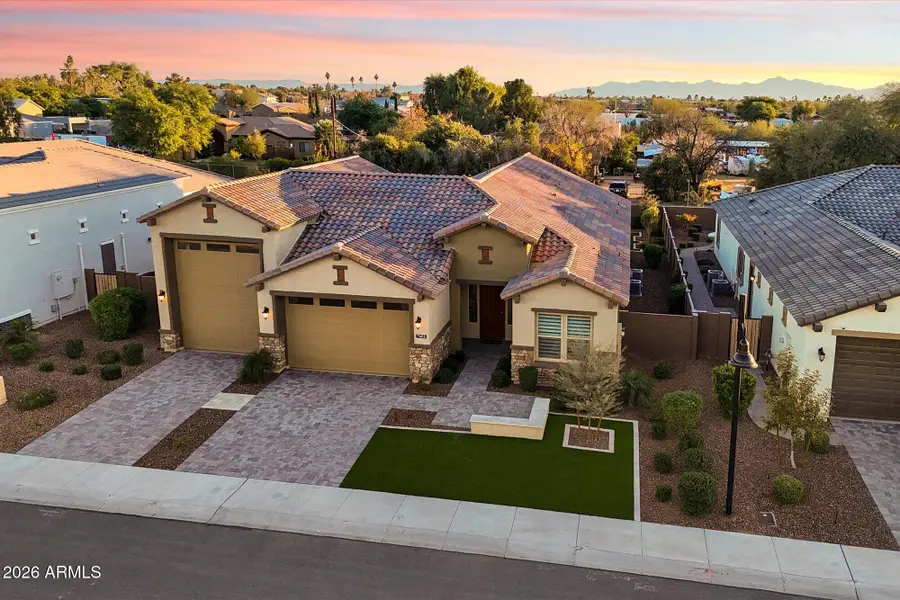 7403 W Lisbon Lane, Peoria, AZ 85381 - Image #2