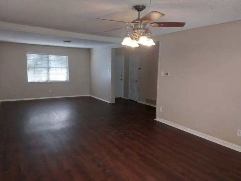 913 Irwin Drive, Hurst, TX 76053 - Image #3