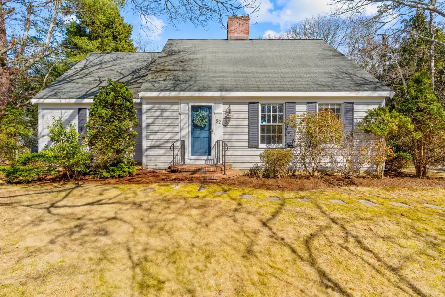 92 Wianno Cir, Osterville, MA 02655 - #3