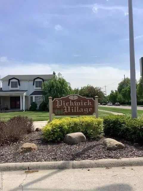 41958 Sunderland Drive, Canton, MI 48187 - Image #3