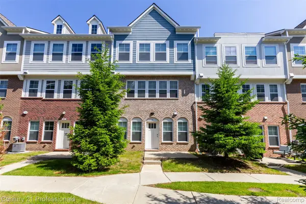 57 Kaprol Drive, Troy, MI 48098