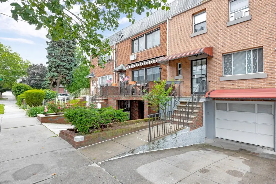 66-48 73rd Place, Middle Village, NY 11379 - Image #2