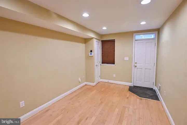 21 S Chapel St, Baltimore, MD 21231 - #3
