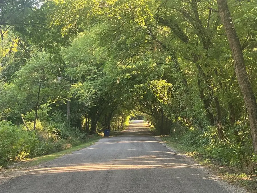 642 Smith Oak Road, Sherman, TX 75090 - #2